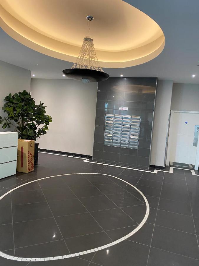 Beautiful Apartment Very Close To The Beach Hove Exteriér fotografie