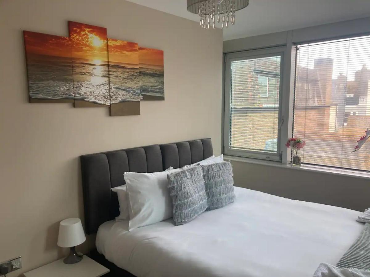 Beautiful Apartment Very Close To The Beach Hove Exteriér fotografie